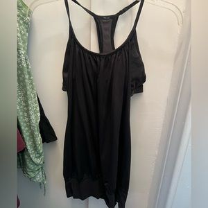 Lululemon black tank tops